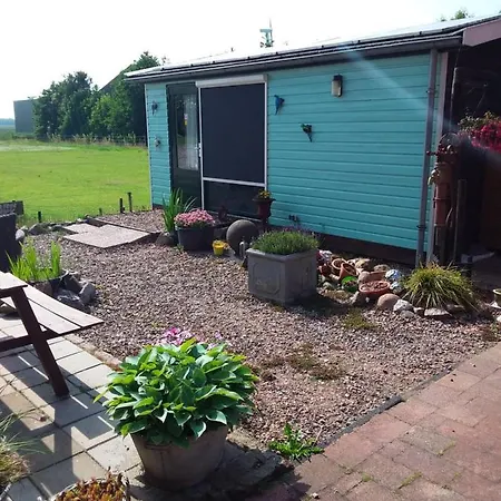 Bed & Breakfast Betty's Tiny House *